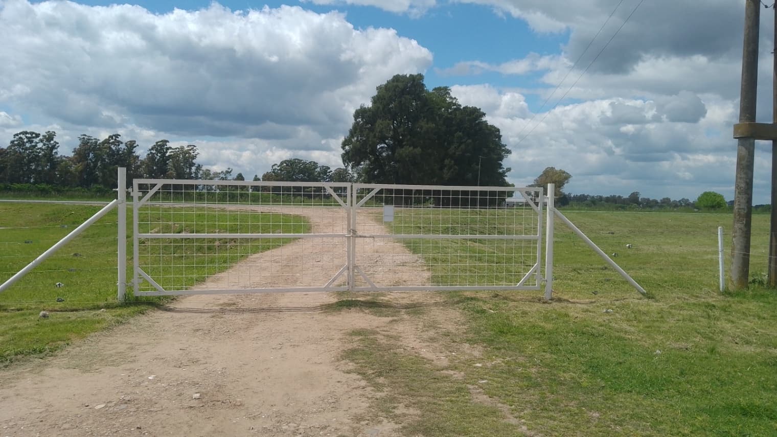 Ruta 47 KM 2 — estacionamiento